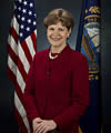 Jeanne Shaheen (D)